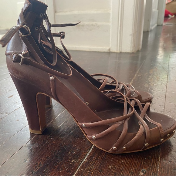 NWOT Veronique Branquinho ROOT BEER Brown Sandals - 39/8 -GLADIATOR INSPO Style - Picture 1 of 12